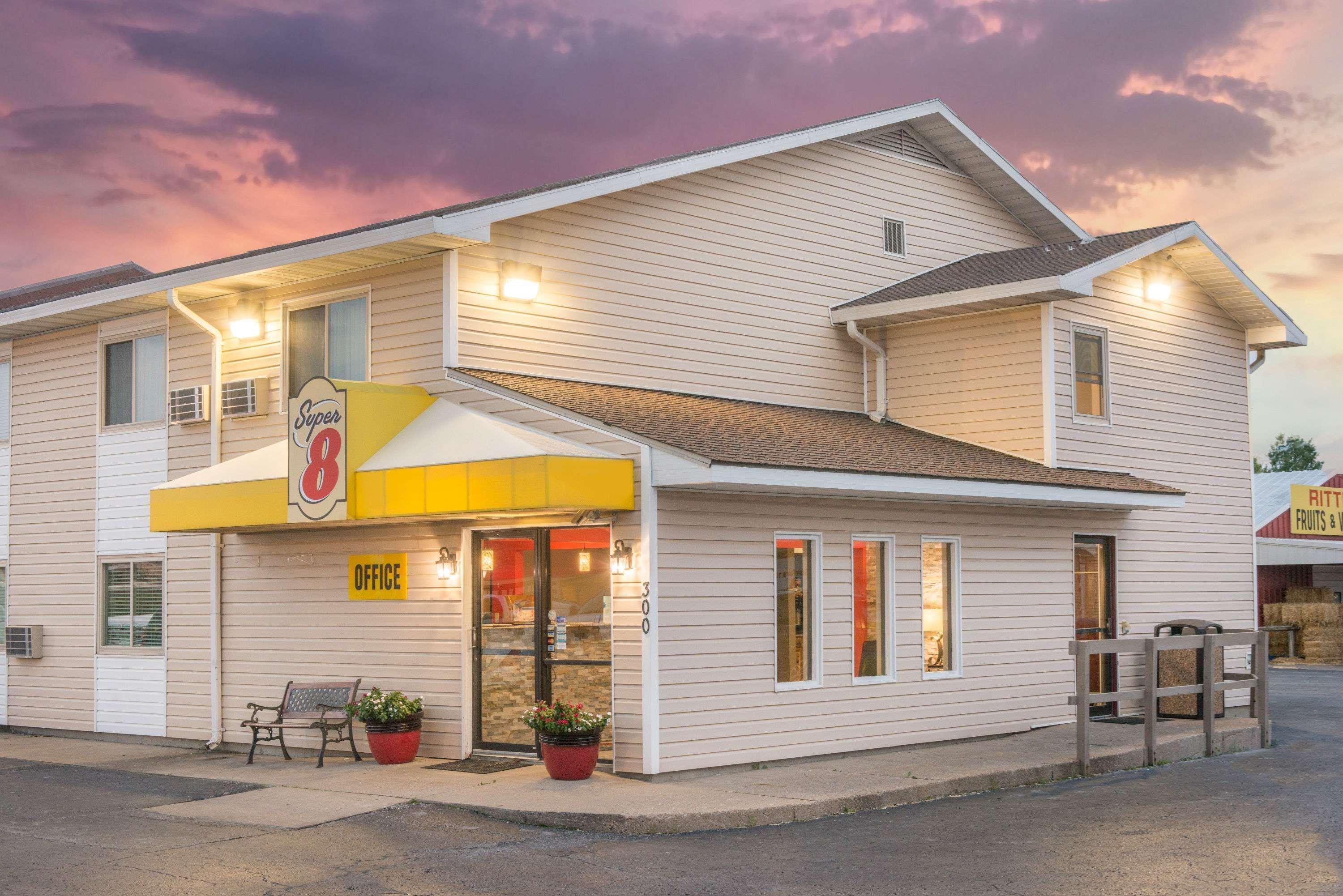 Motel Super 8 By Wyndham Moberly Mo Exterior foto