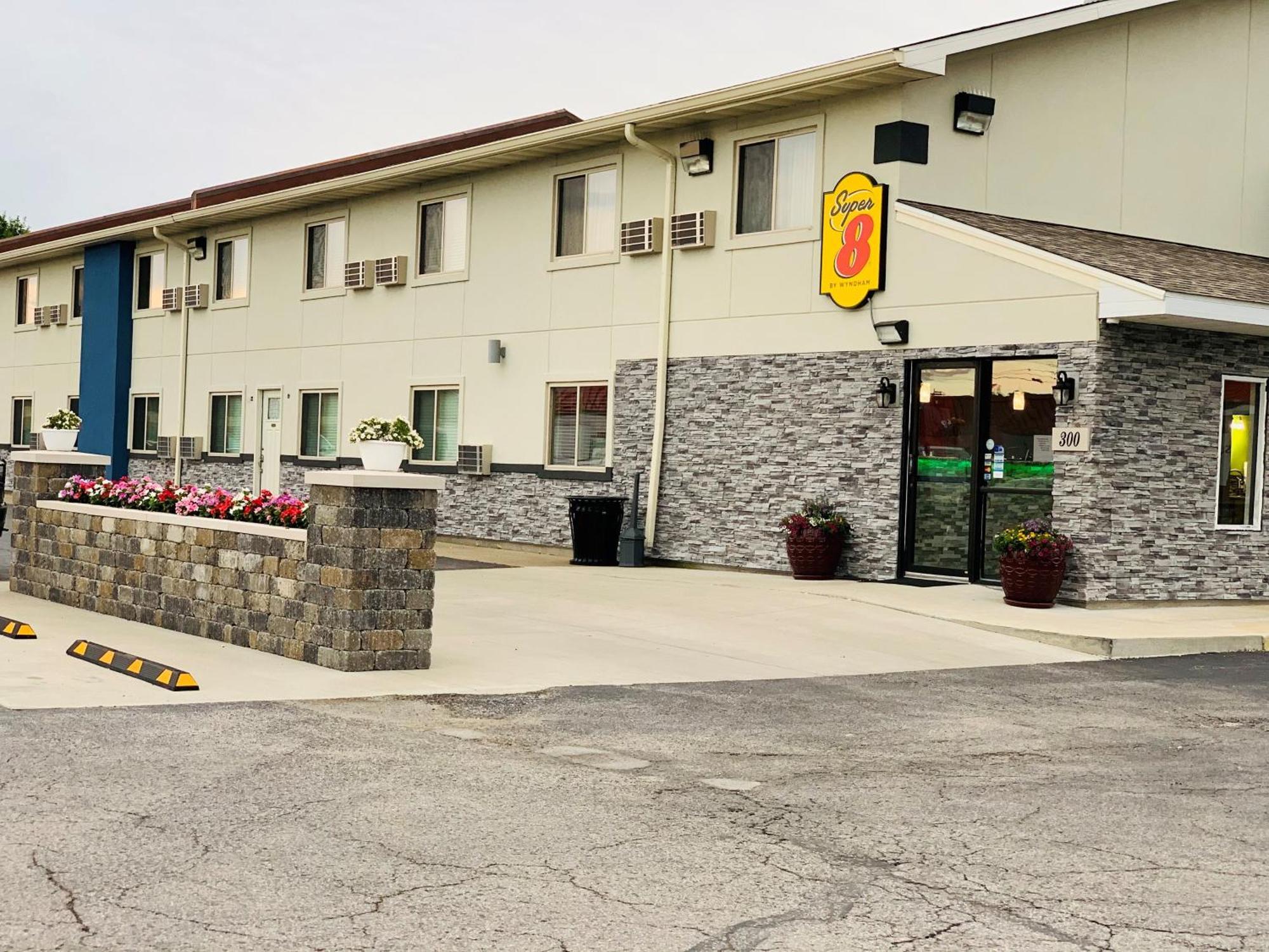 Motel Super 8 By Wyndham Moberly Mo Exterior foto